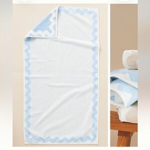 NWT Maeve by Anthropologie Scalloped Cottom Hand Towel